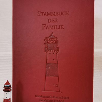 Bild vergrößern: Stammbuch der Familie (rot)